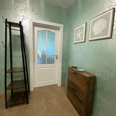 Apartman Modern Vintage Retreat - 6 Min To Kranevo