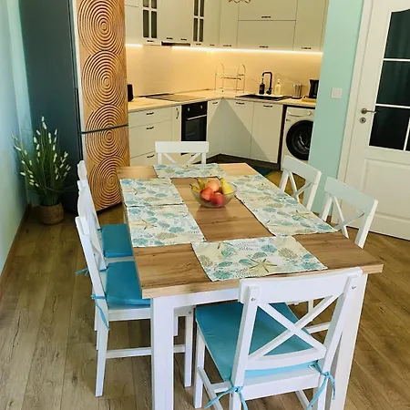 Apartman Modern Vintage Retreat - 6 Min To